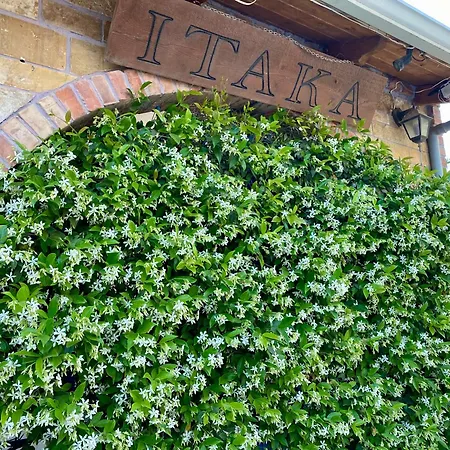 Itaka 3*