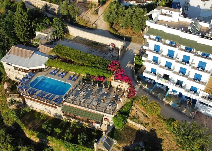 Otel Itaka Lukovë